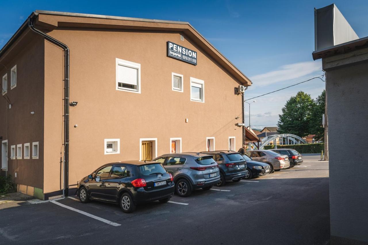 Penzion Imperial Zarnovica Exteriör bild